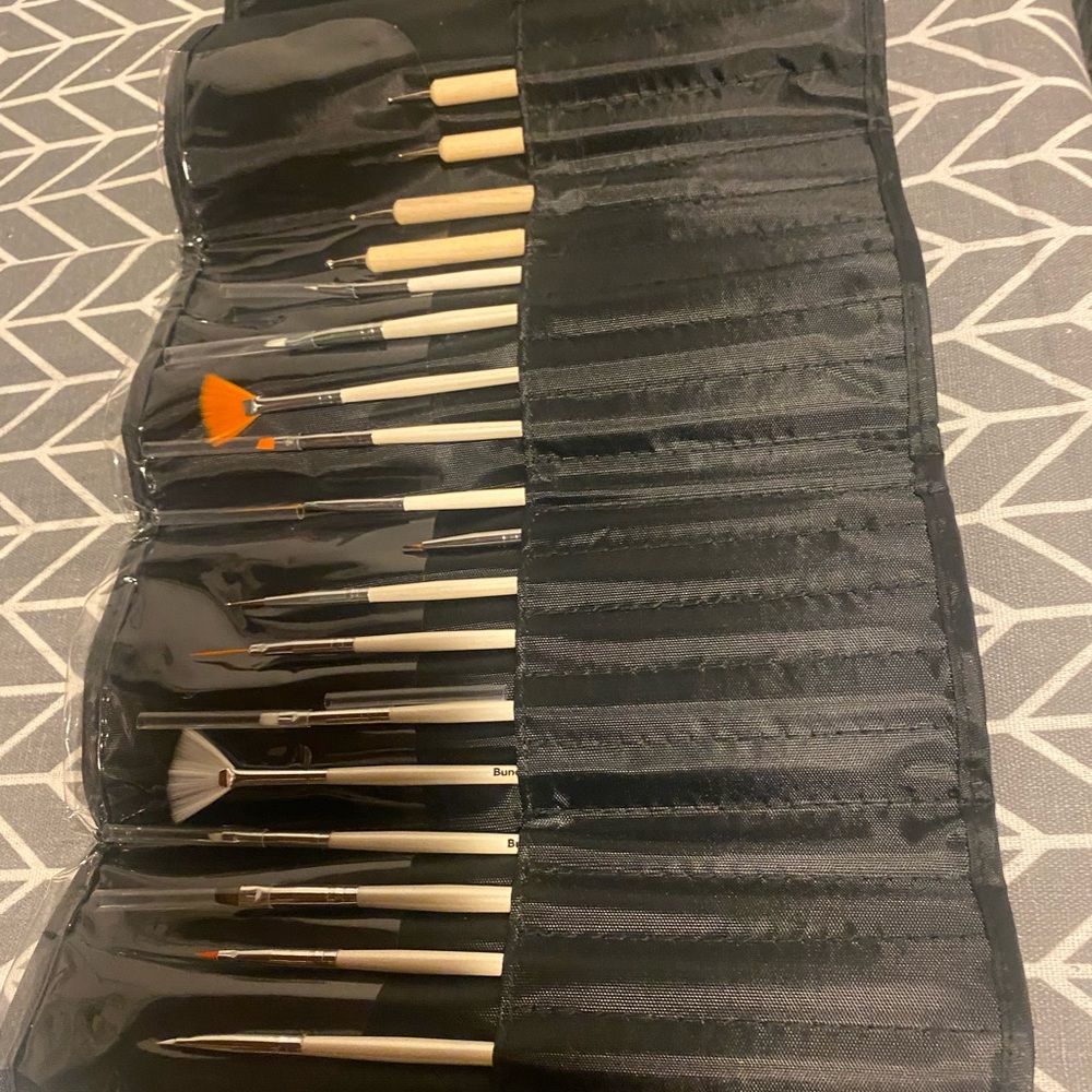 NEW Bundle Monster Nail Art 20 Piece tools kit